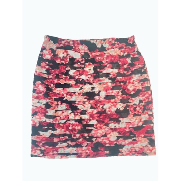 White House Black Market Pink Black Tiered Floral Skirt 8 - Picture 5 of 7